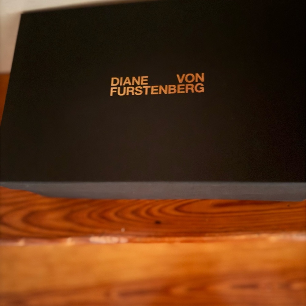 Diane Von Furstenberg Black Heeled Sandals - Picture 3 of 3